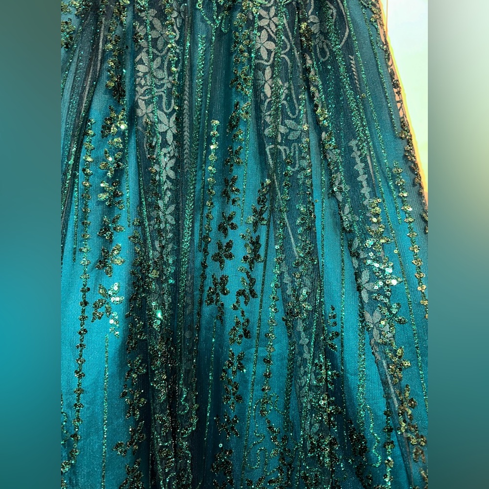 Emerald green ball gown dress size medium with corset